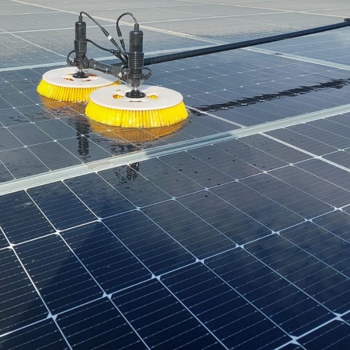 Profesyonel Güneş Paneli Temizleme Hizmetleri